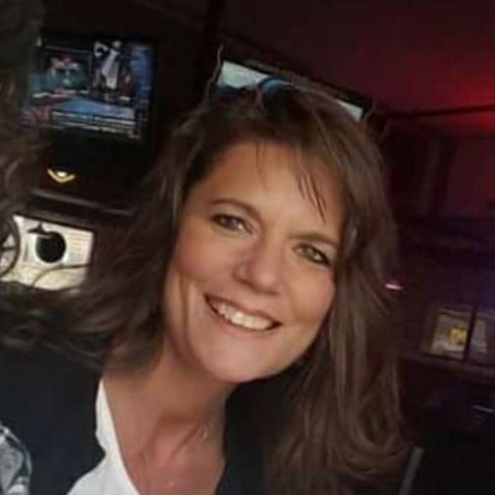 Meet your Posher, Roxanne